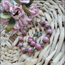 Родонит: краски богини Эос и мощь орлицы