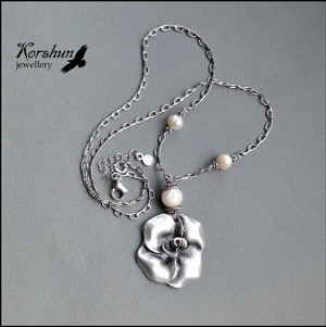 Кулон Азалия