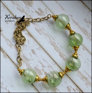 Колье Emerald bubbles