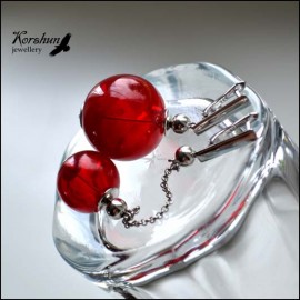 Дофаминовый стиль: Яркие украшения как способ поднять настроение