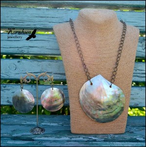 Кулон Исида