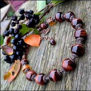 Колье Карие вишни