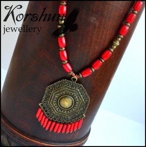 Колье Цэцэг